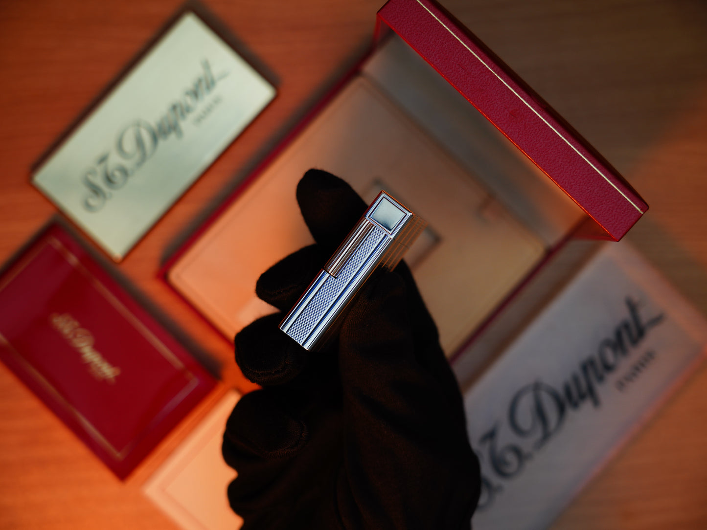 Vintage 1980 St Dupont Ligne 1 Heavy Silver Finish Large Size Rare Vertical line Pipe Flame / with box and documents