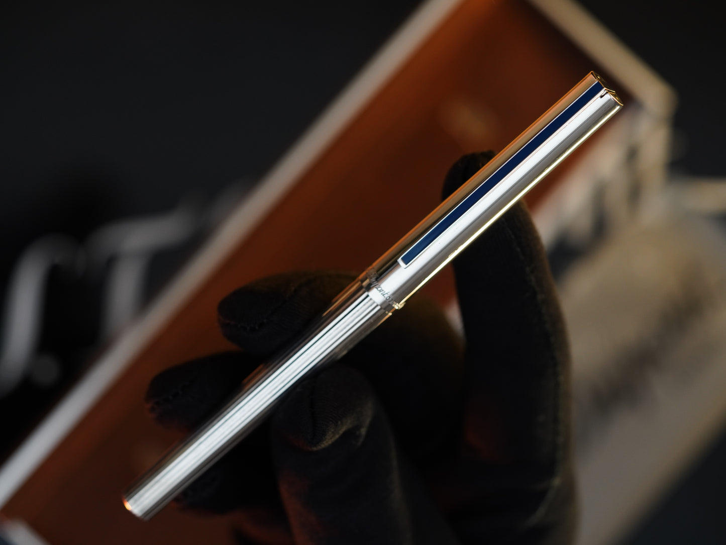 Vintage 1970 S.T. Dupont Luxury Fountain Pen – Solid 925 Sterling Silver - 18K Solid Gold Nib - Vertical Line