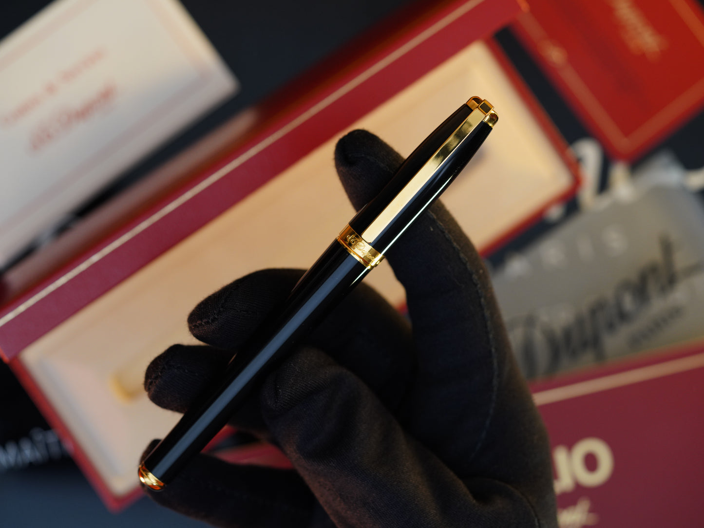 Vintage 1980 S.T. Dupont Fidelio Fountain Pen – Natural Black Lacquer – 14K Solid Gold Nib – Luxury Collectible
