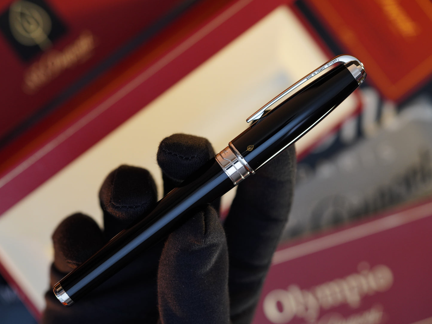 Vintage 1980 S.T. Dupont Fat Olympio Fountain Pen – Natural Black Lacquer – 18K Solid Gold Fine Nib – Luxury Collectible