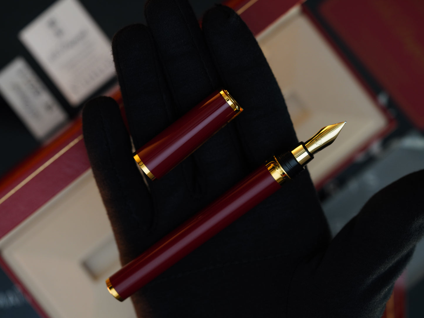 Vintage St Dupont Luxury 24k Gold Finish Natural Lacquer 18k Solid Gold Nib M Fountain Pen