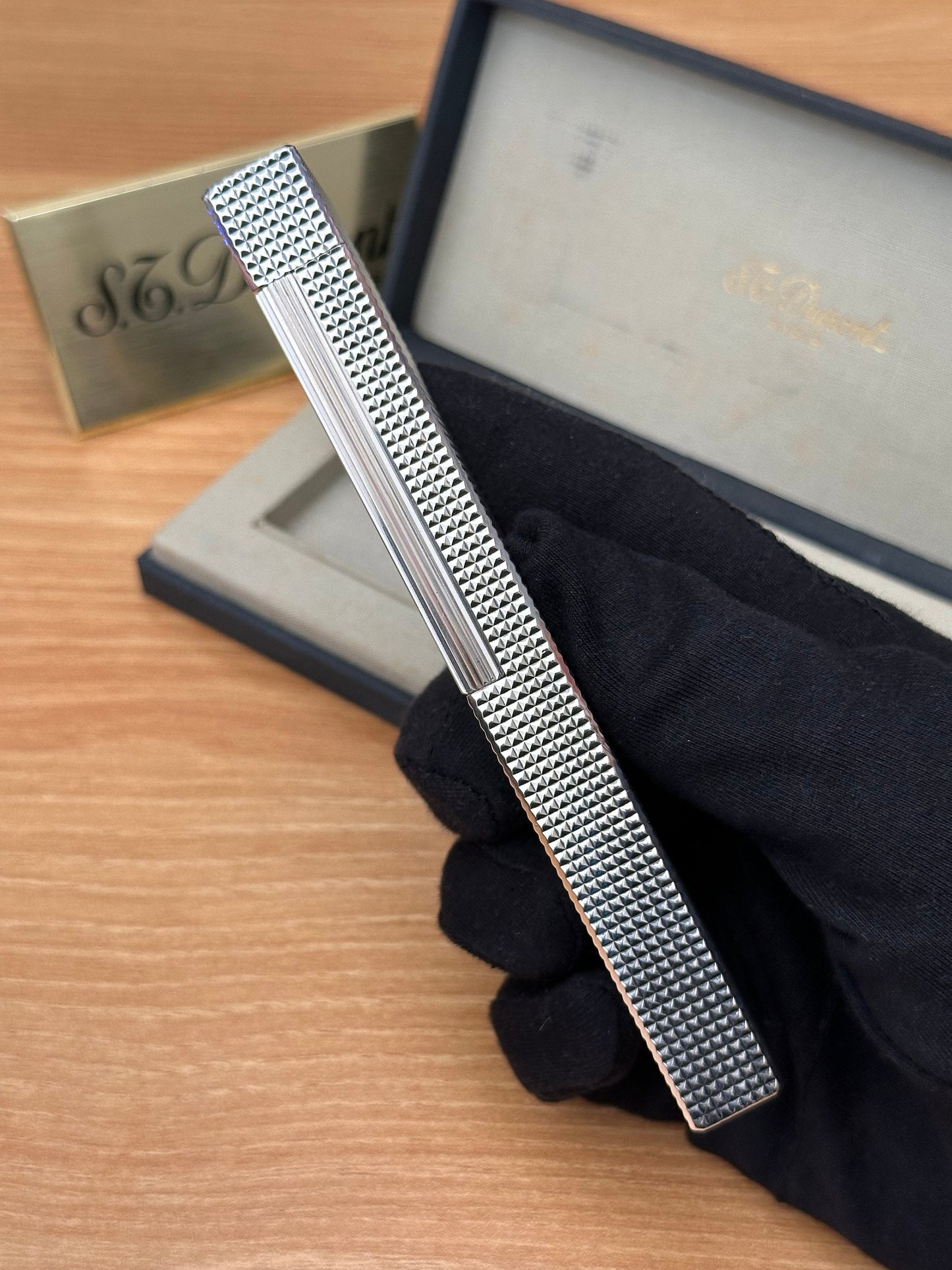 Vintage 1970 St Dupont ligne 1 early version Silver Finish Diamond Head Table Lighter