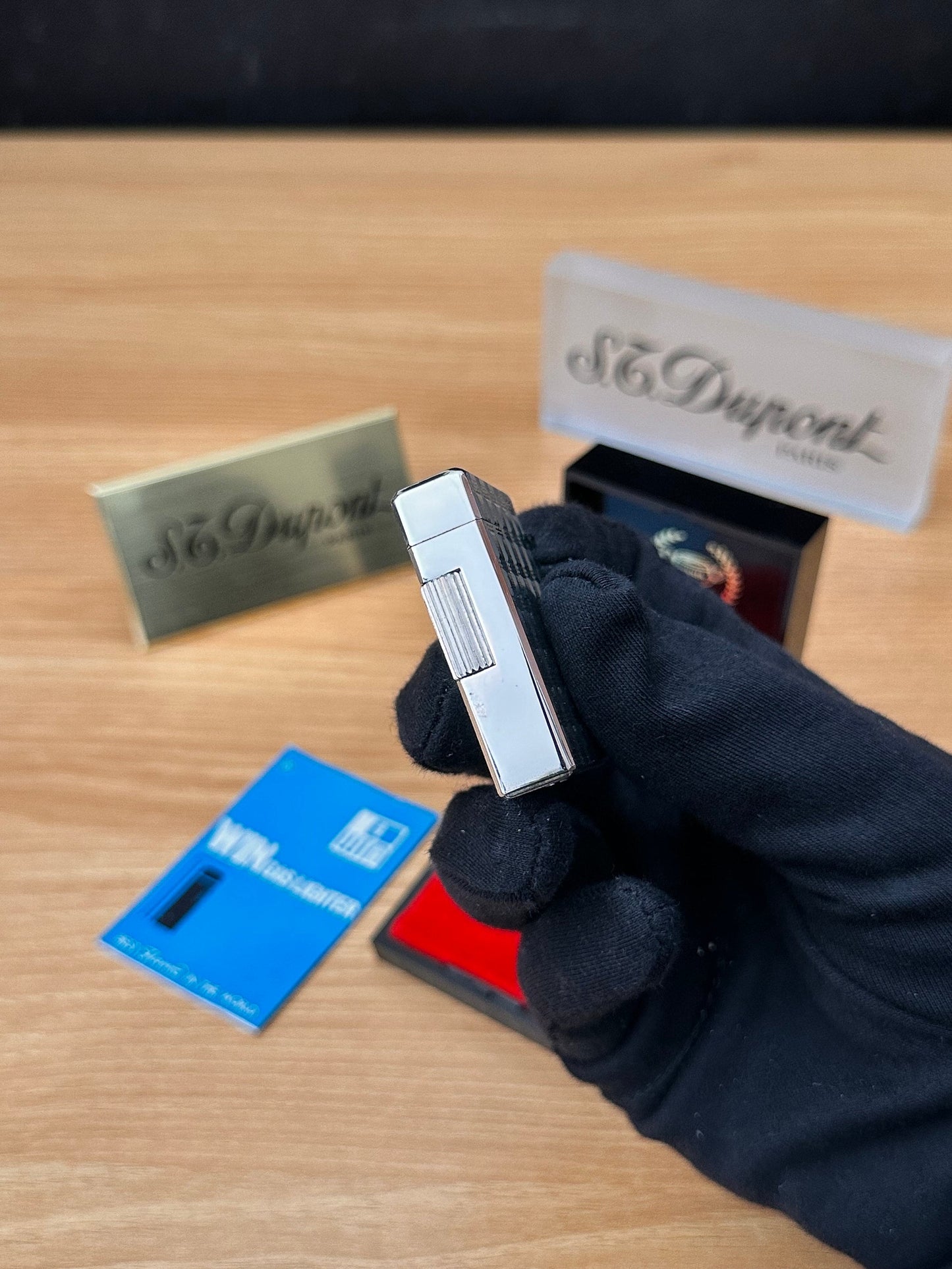 Vintage 1980 Win high quality lighter \ with box and document \ working perfect