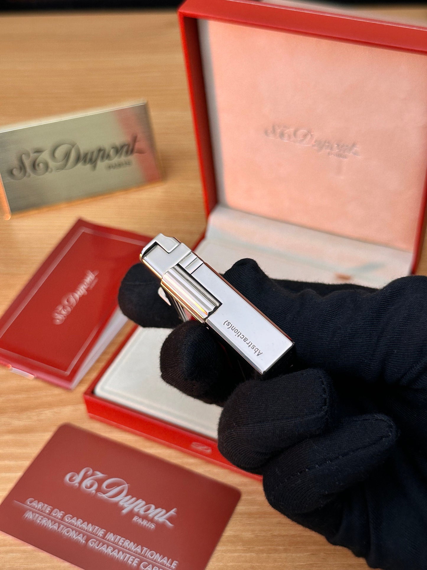 Vintage 1999 St Dupont Abstraction(s) Limited to 2500 rare urban natural red lacquer lighter \ box & guarantee documents \ good condition