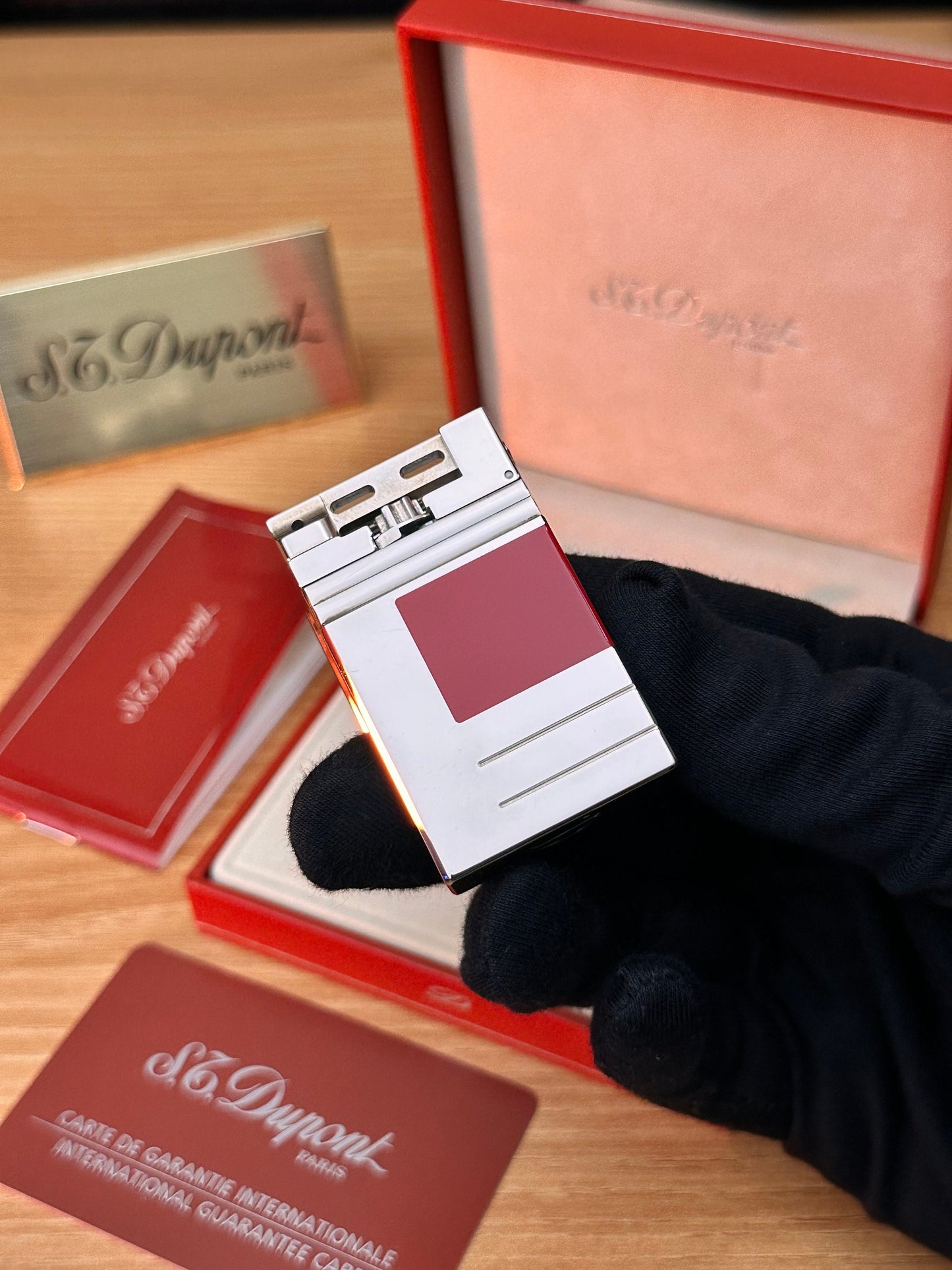 Vintage 1999 St Dupont Abstraction(s) Limited to 2500 rare urban natural red lacquer lighter \ box & guarantee documents \ good condition