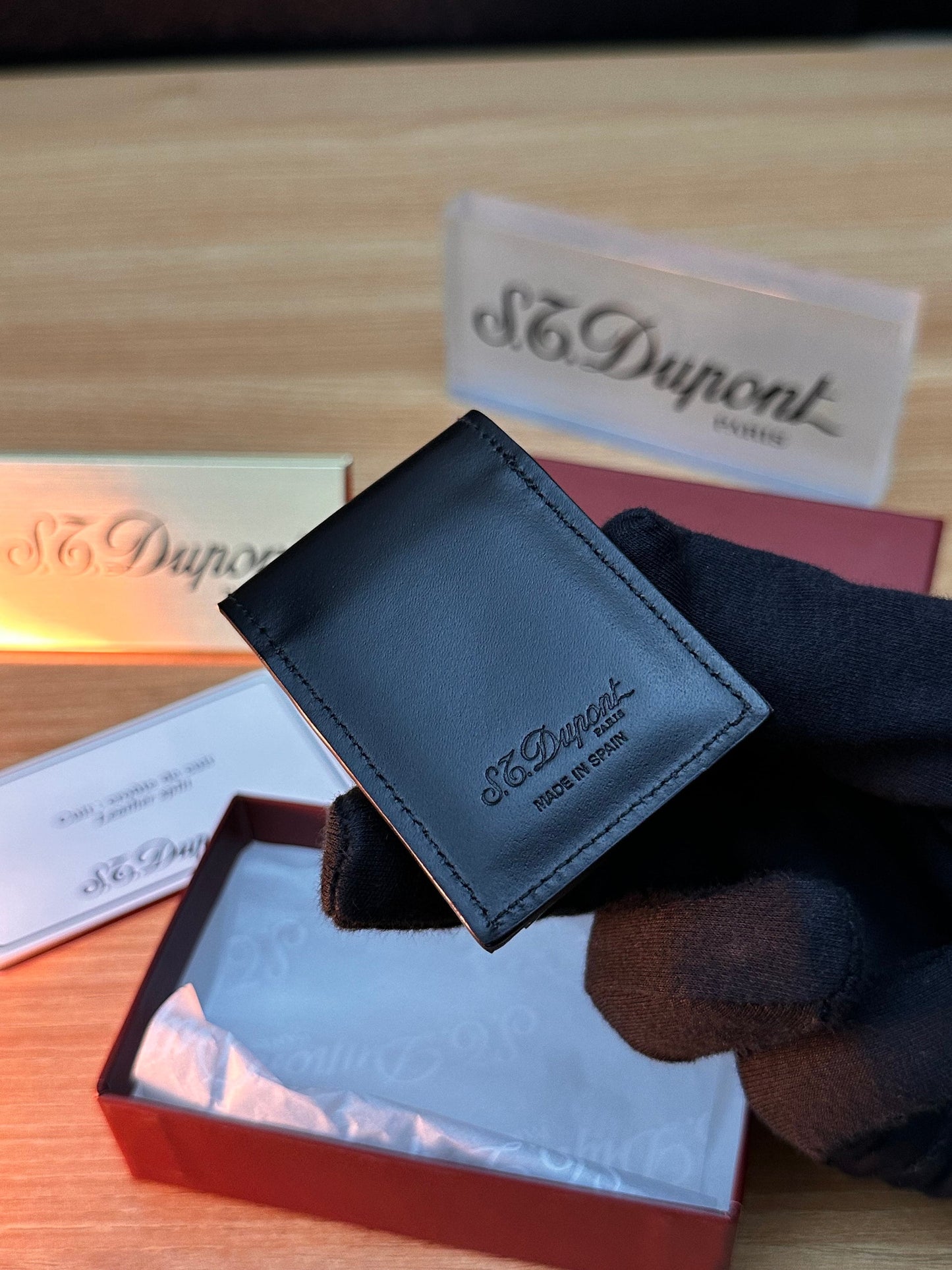 Authentic Vintage 1980 St Dupont Leather Lighter Carry case / for Ligne 1 Large size only / full set never used with all documents