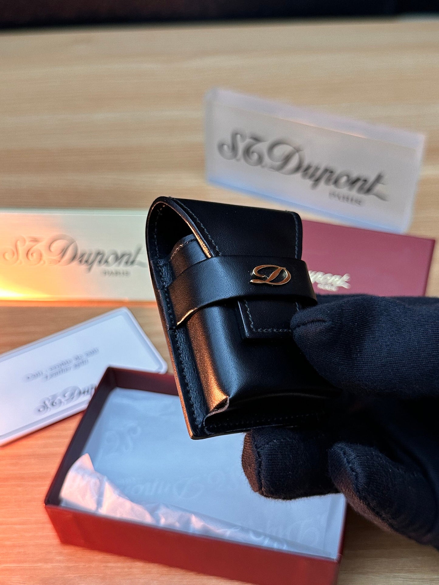 Authentic Vintage 1980 St Dupont Leather Lighter Carry case / for Ligne 1 Large size only / full set never used with all documents