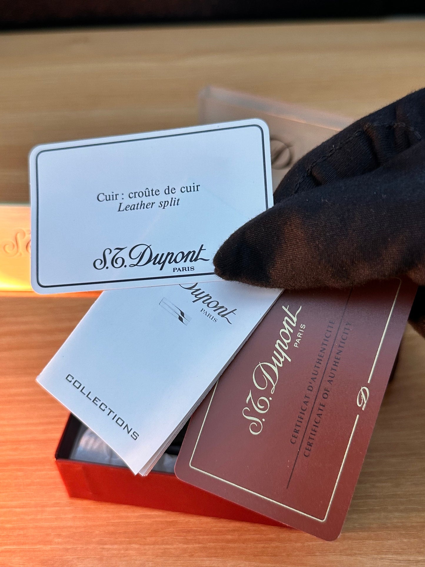 Authentic Vintage 1980 St Dupont Leather Lighter Carry case / for Ligne 1 Large size only / full set never used with all documents