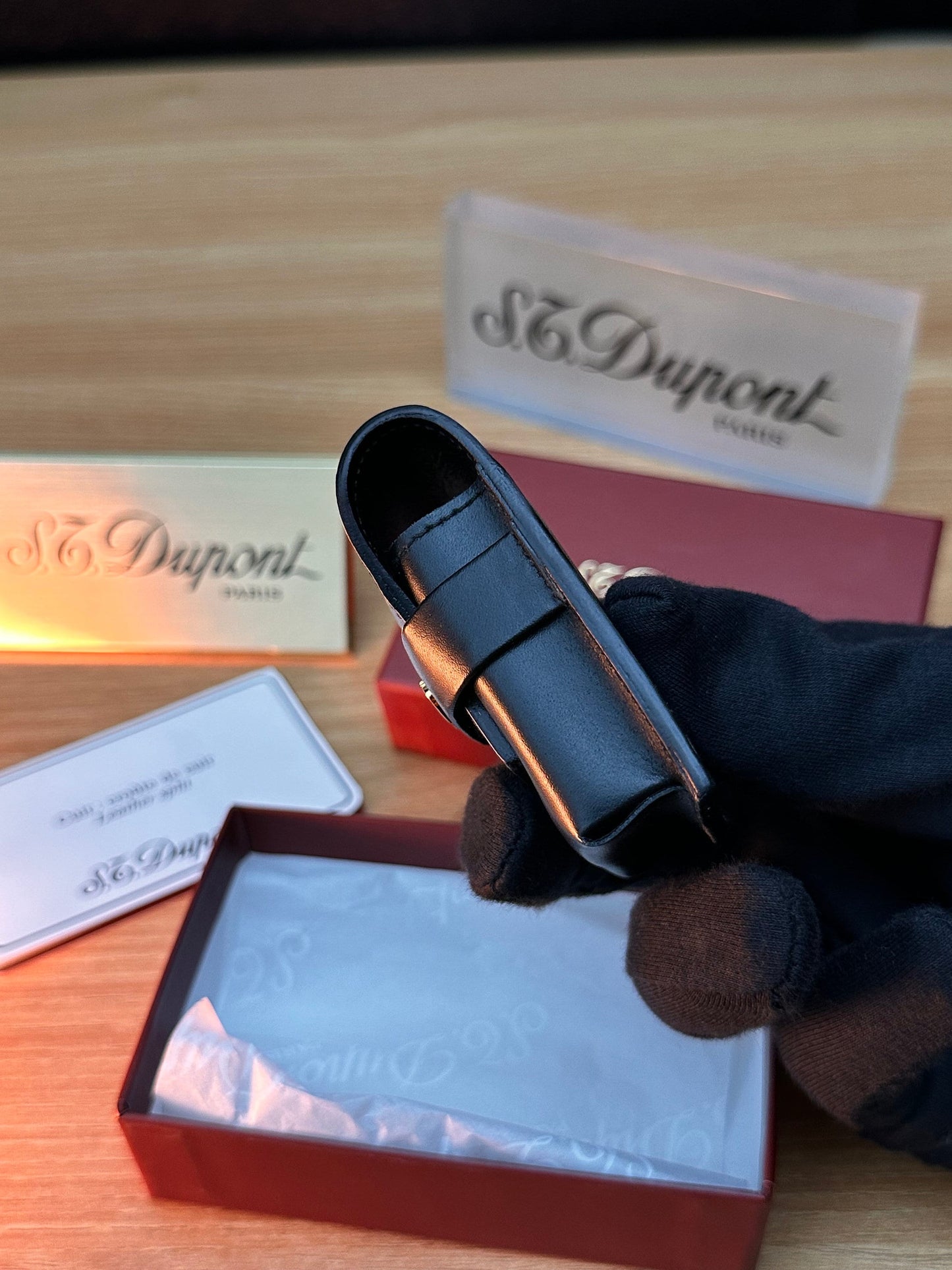 Authentic Vintage 1980 St Dupont Leather Lighter Carry case / for Ligne 1 Large size only / full set never used with all documents