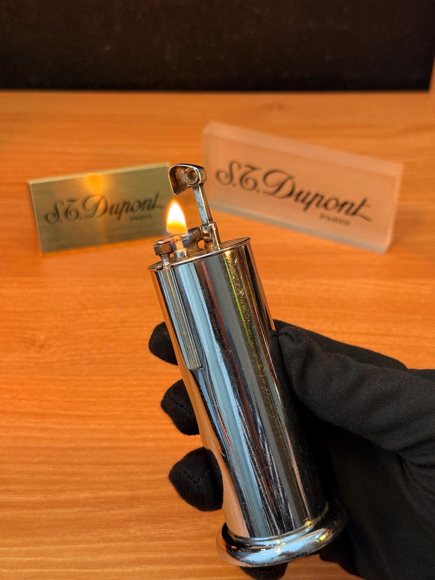 Vintage 1950 Dunhill Parker Roller Beacon Trade Mark Made In England / petrol table lighter / missing screw on top working amazing