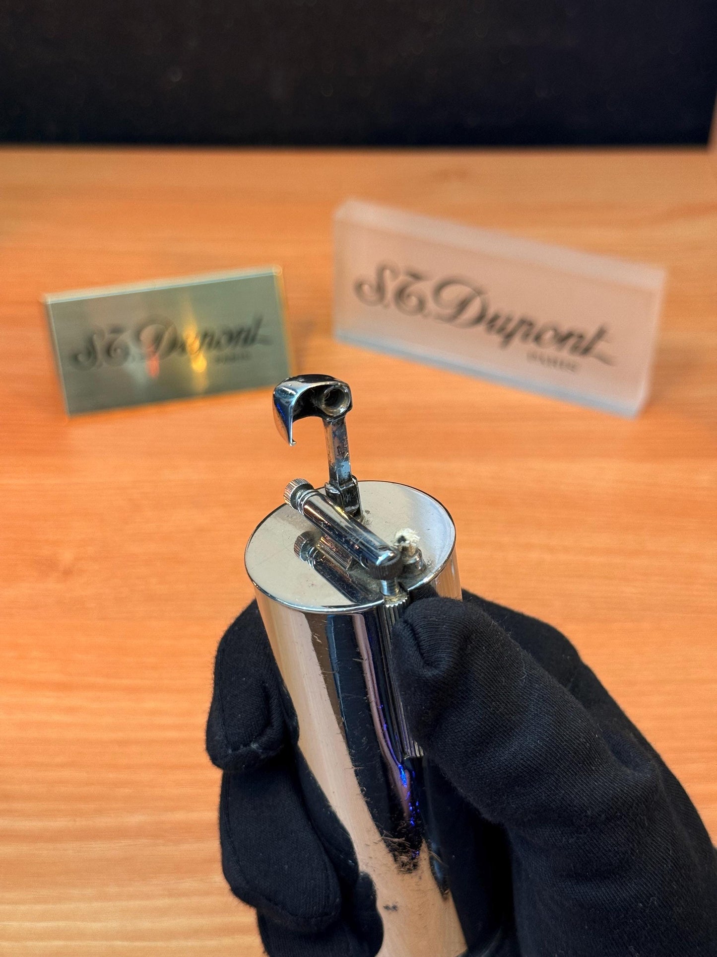Vintage 1950 Dunhill Parker Roller Beacon Trade Mark Made In England / petrol table lighter / missing screw on top working amazing