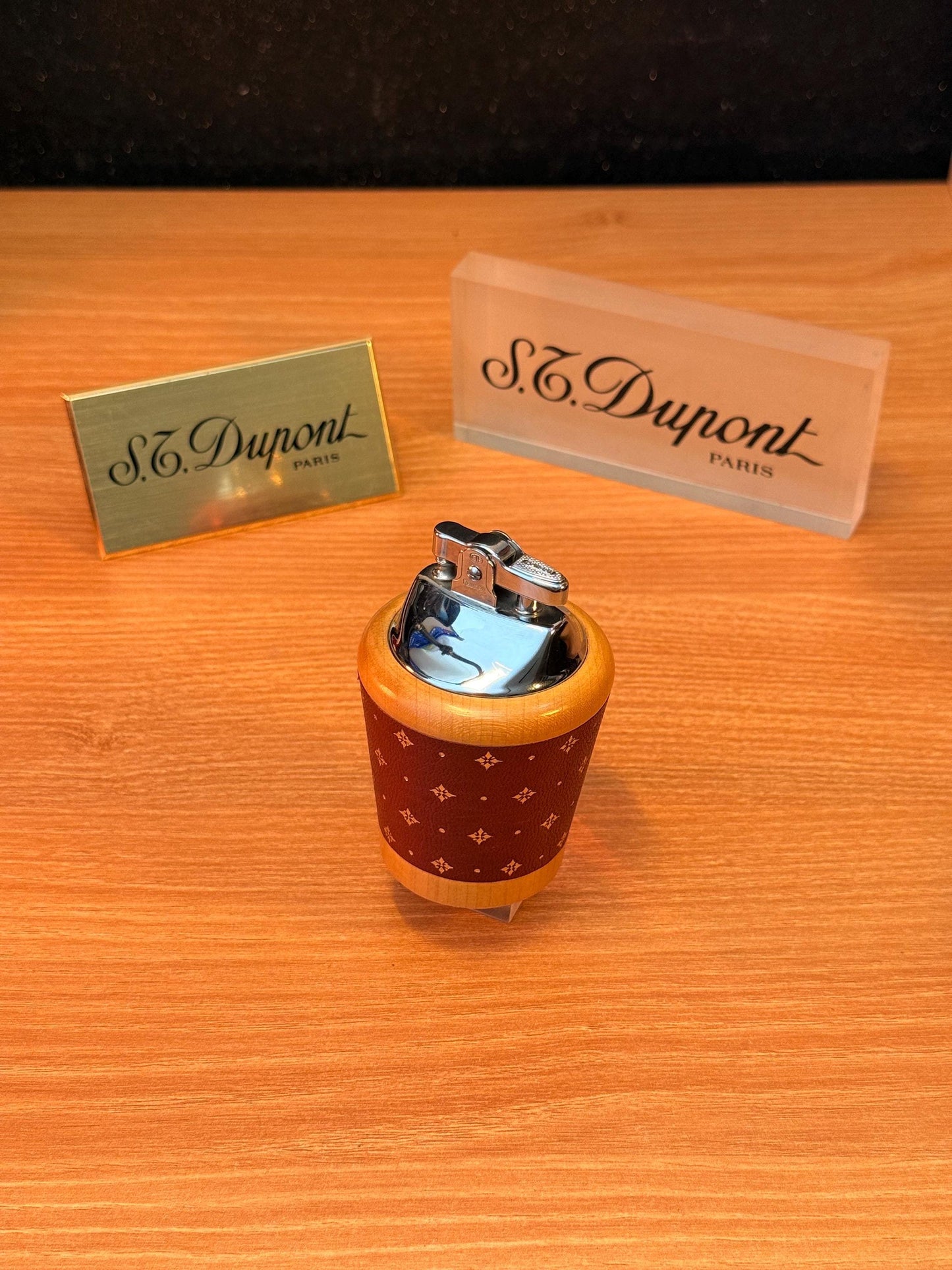 Antique 1940 Ronson Petrol Lighter never used extremely Rare Table lighter made in England / working amazing / perfect decoration house gift