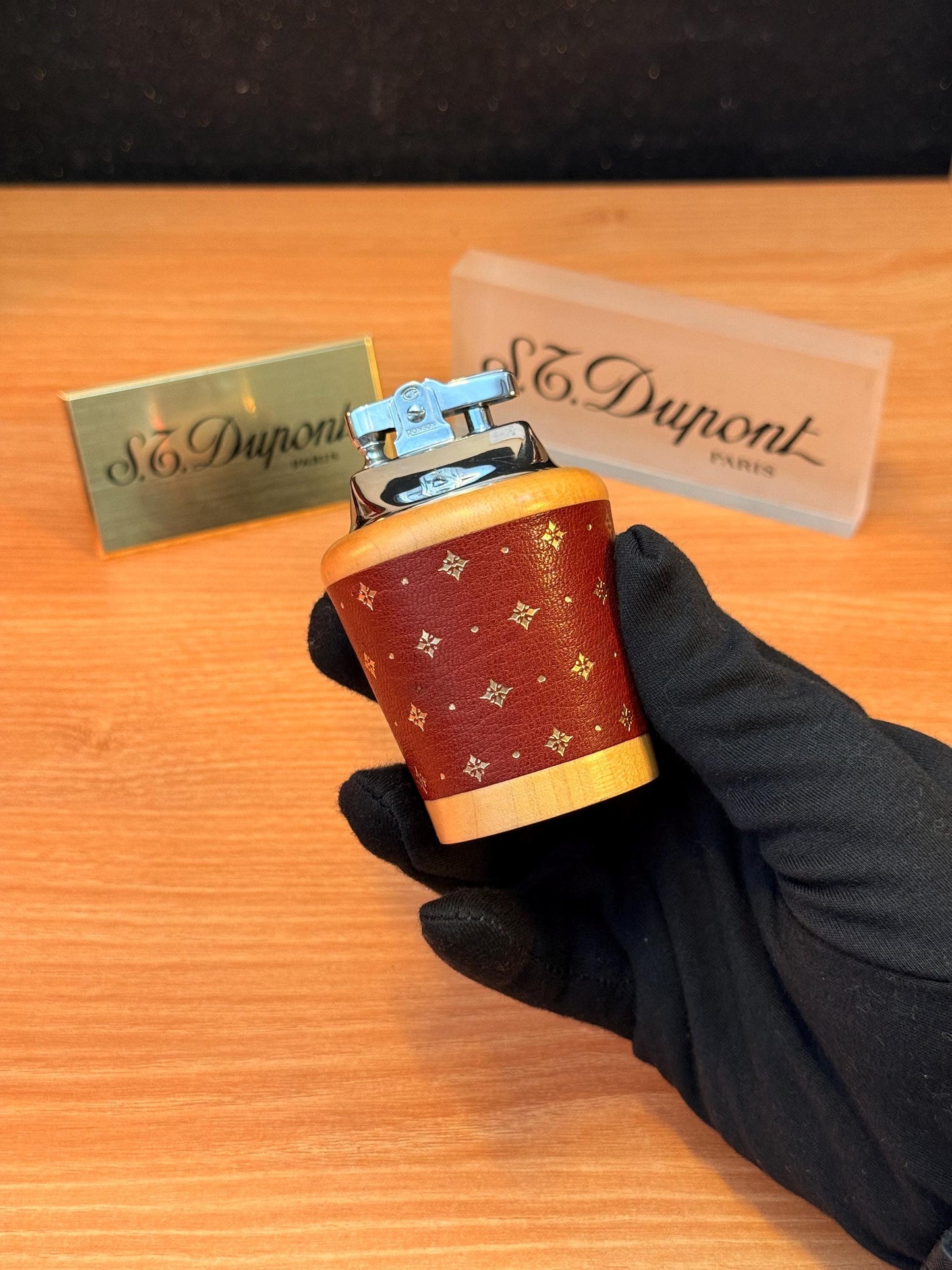Antique 1940 Ronson Petrol Lighter never used extremely Rare Table lighter made in England / working amazing / perfect decoration house gift