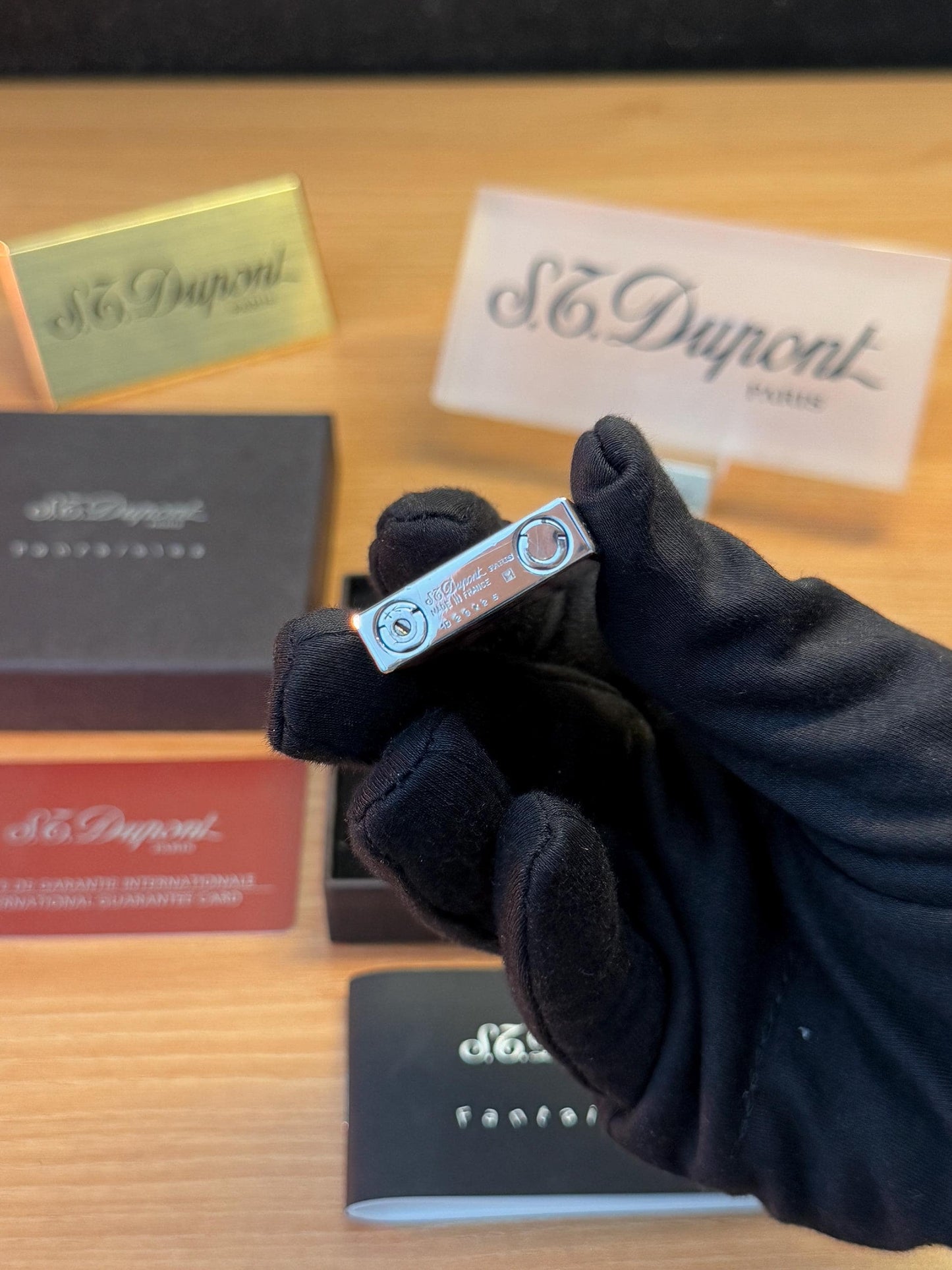 Vintage St Dupont Fantaisies Rare Collector Hand Painted Lacquered Heavy Silver Finish lighter / with box and documents / working perfect