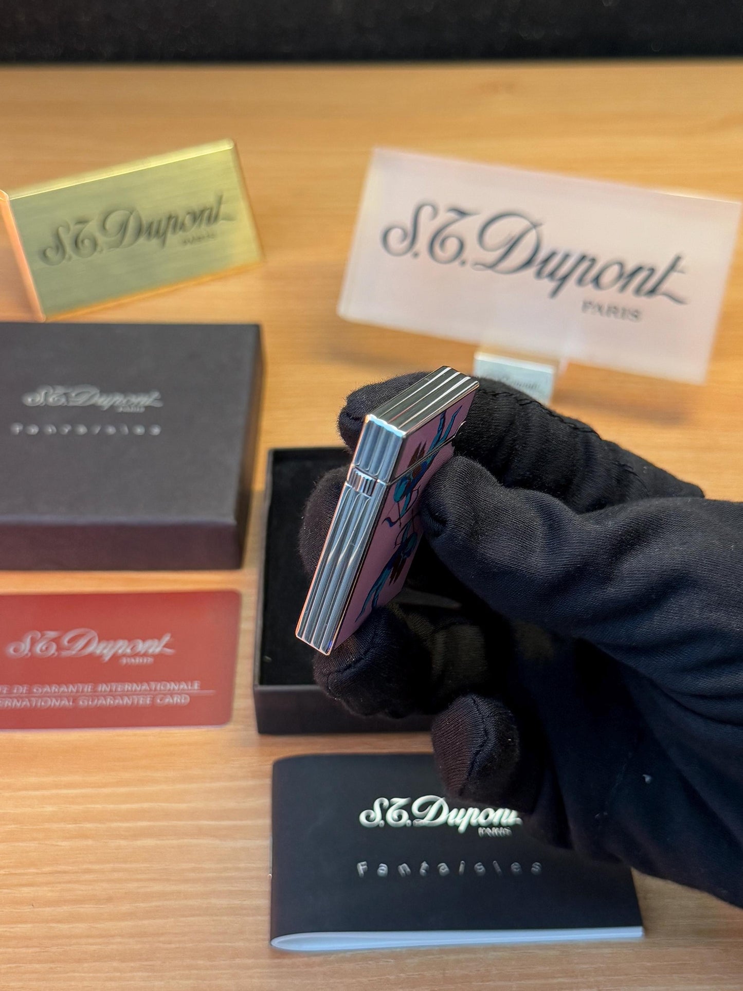 Vintage St Dupont Fantaisies Rare Collector Hand Painted Lacquered Heavy Silver Finish lighter / with box and documents / working perfect