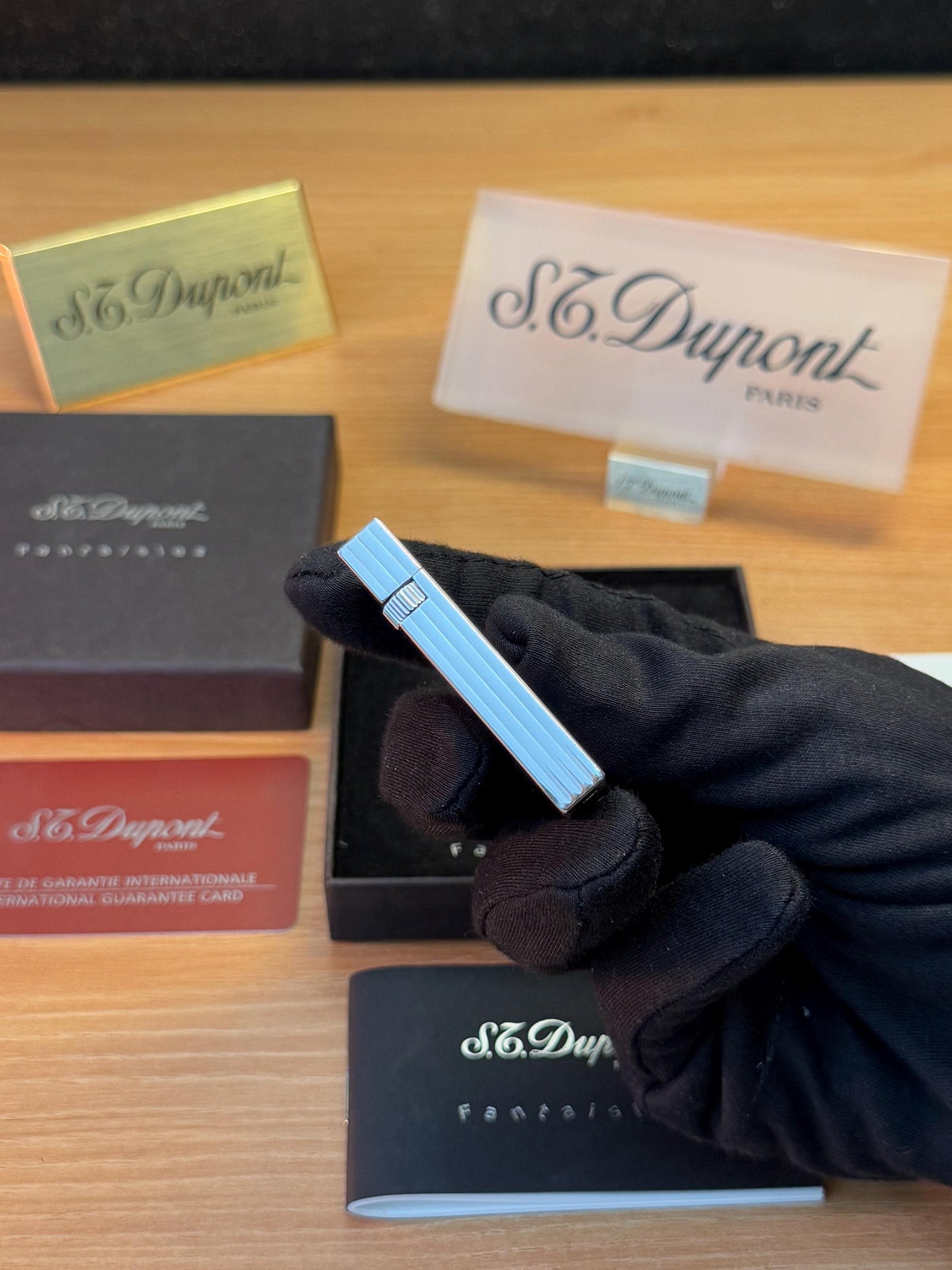 Vintage St Dupont Fantaisies Rare Collector Hand Painted Lacquered Heavy Silver Finish lighter / with box and documents / working perfect