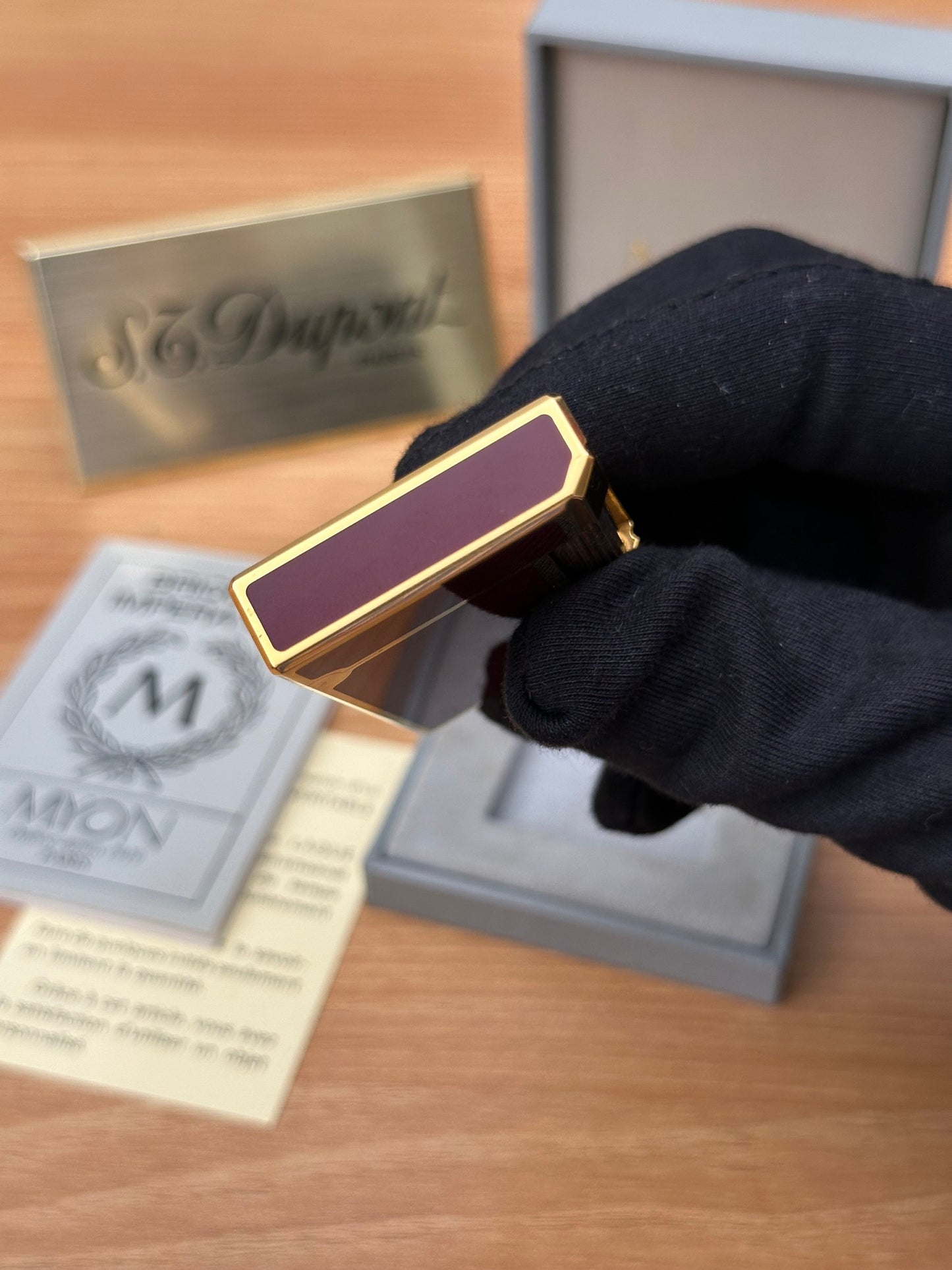 Vintage 1980 Myon 24k Gold Plated 5 face Rare Red lacquer \ full set with box and document \ working perfect \ good condition pre-owned