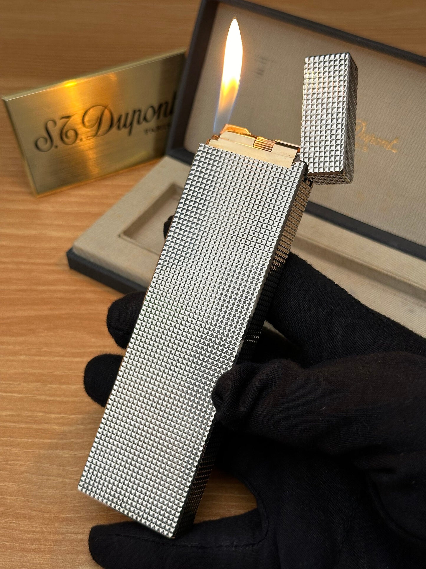 Vintage 1970 St Dupont ligne 1 early version Silver Finish Diamond Head Table Lighter