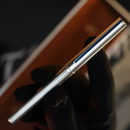 Vintage 1970 S.T. Dupont Luxury Fountain Pen – Solid 925 Sterling Silver - 18K Solid Gold Nib - Vertical Line