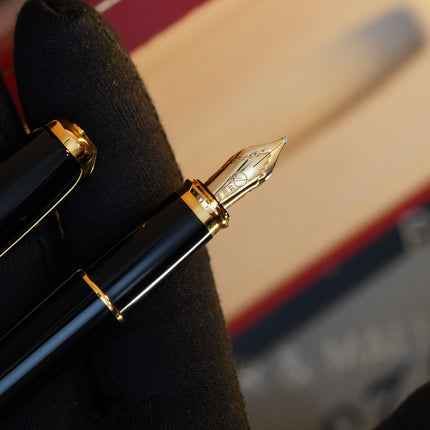 Vintage 1980 S.T. Dupont Fidelio Fountain Pen – Natural Black Lacquer – Hallmarked 14K Solid Gold Nib – Full Set NOS