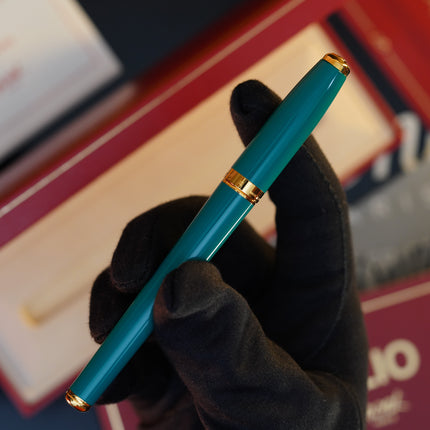Vintage 1980 S.T. Dupont Fidelio Fountain Pen – Turquoise-Green Natural Lacquer – Hallmarked 14K Solid Gold Nib – Full Set NOS