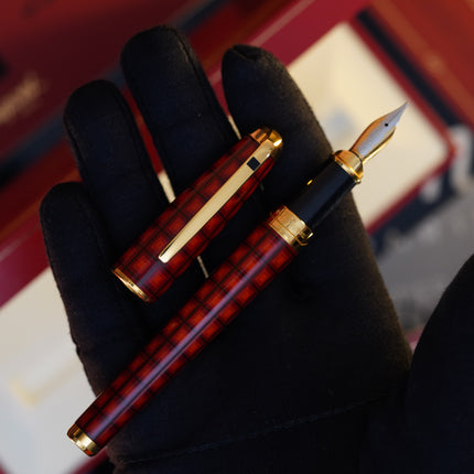 Vintage 1980s S.T. Dupont Vertigo Fountain Pen – Natural Lacquer Pattern – Hallmarked 18K Two-Tone Solid Gold Nib (M) – Full Set NOS