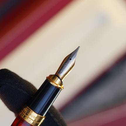 Vintage 1980s S.T. Dupont Vertigo Fountain Pen – Natural Lacquer Pattern – Hallmarked 18K Two-Tone Solid Gold Nib (M) – Full Set NOS