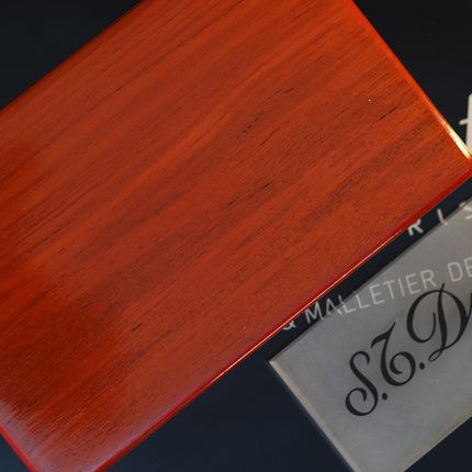 Vintage 1980s S.T. Dupont Montparnasse Chairman Fountain Pen – Grenat Natural Lacquer Guilloché & 24K Gold Finish – Hallmarked 18K Solid Gold Nib (M) – Full Set NOS