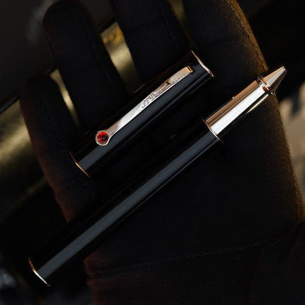 Vintage St Dupont Ruby Stone Luxury Natural Black Lacquer Ballpoint pen