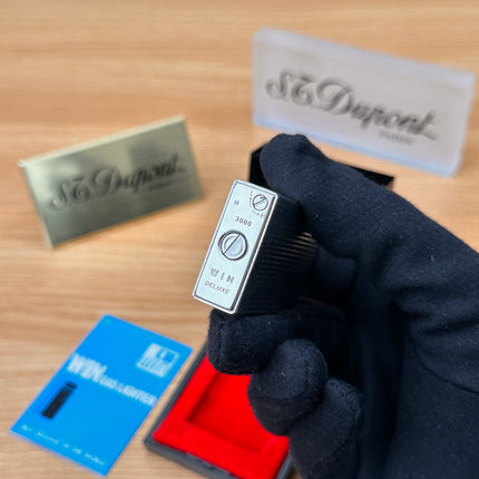 Vintage 1980 Win high quality lighter \ with box and document \ working perfect