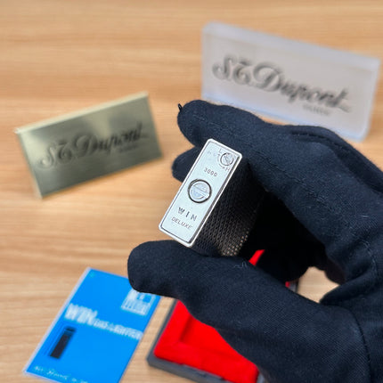 Vintage 1980 Win high quality lighter \ with box and document \ working perfect