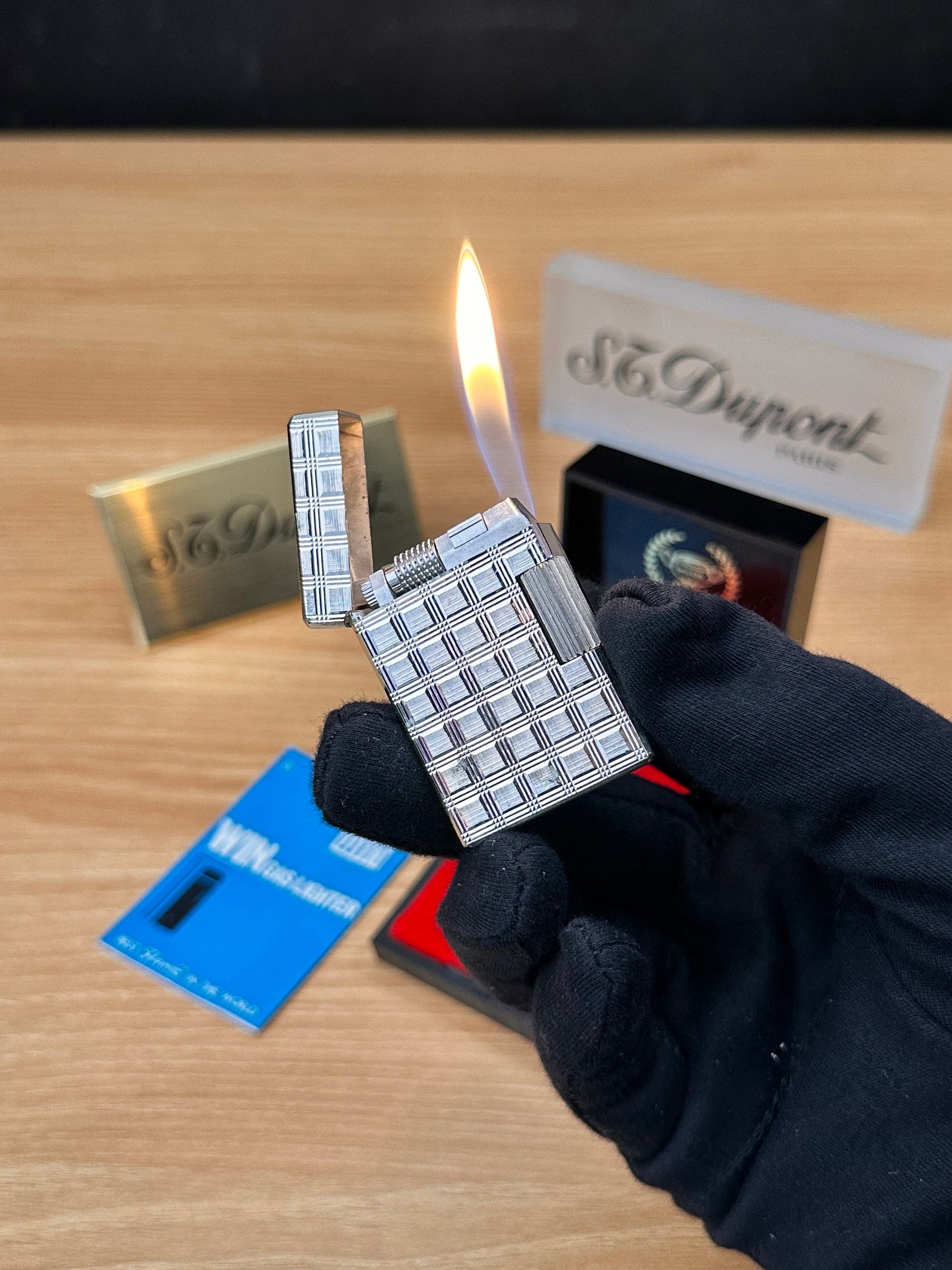Vintage 1980 Win high quality lighter \ with box and document \ working perfect