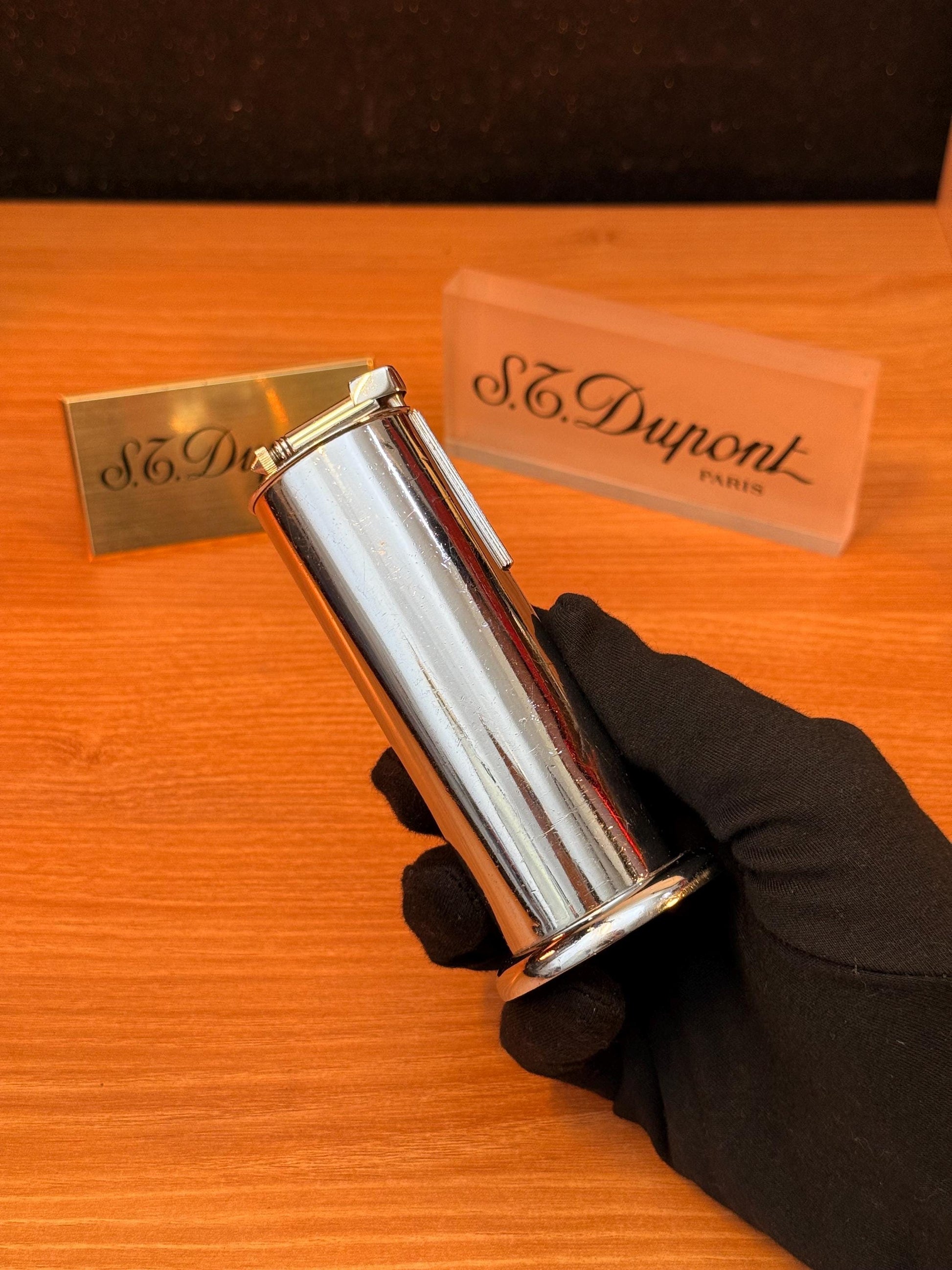 Vintage 1950 Dunhill Parker Roller Beacon Trade Mark Made In England / petrol table lighter / missing screw on top working amazing