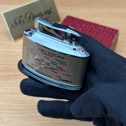 Vintage 1970 fluid benzine table lighter \ never used in good condition \ box included