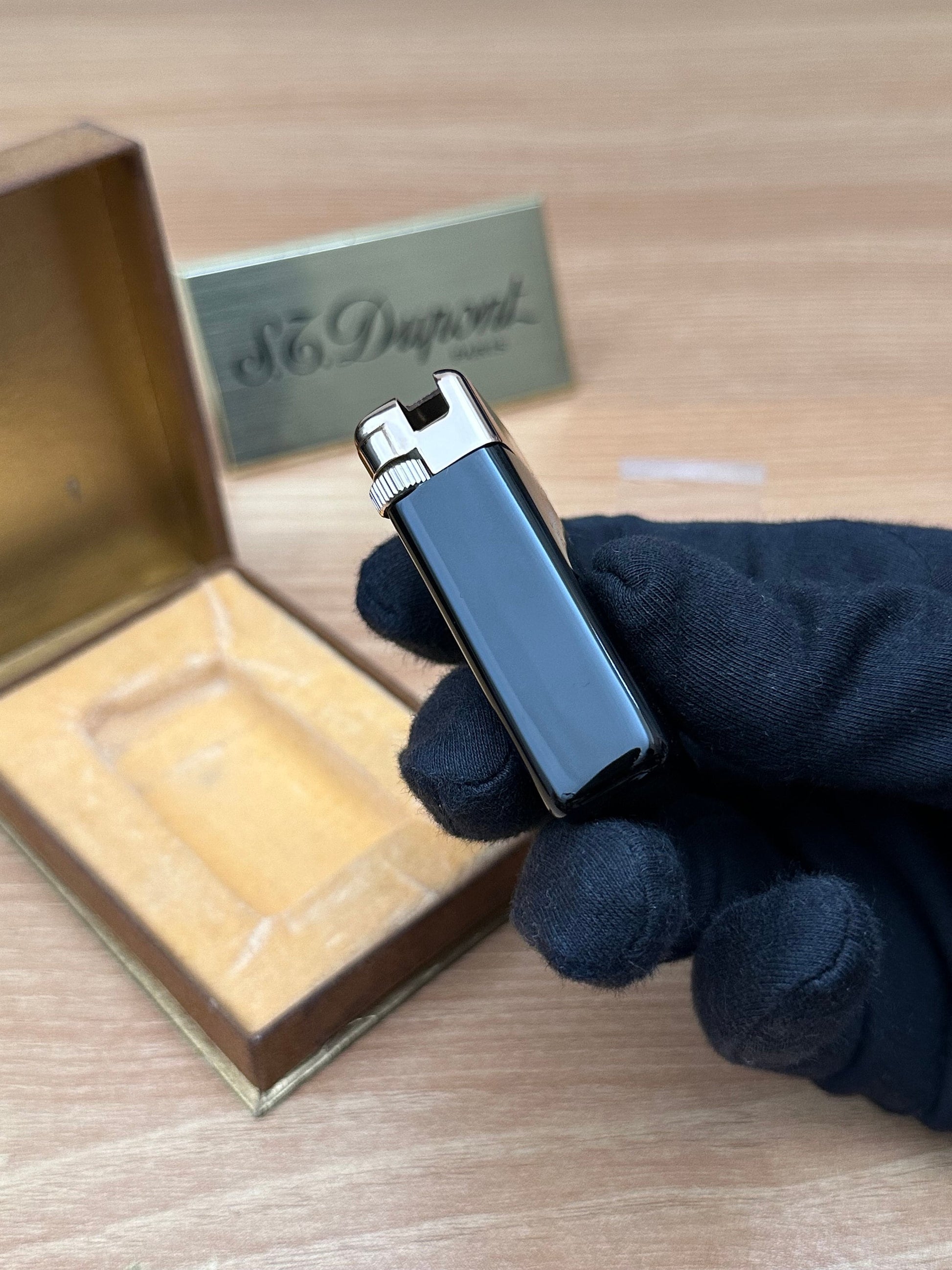 Vintage 1950 Myon rose gold plated with Black lacquer never use / extremely rare with box / working perfect